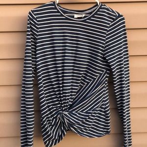 Long sleeve top